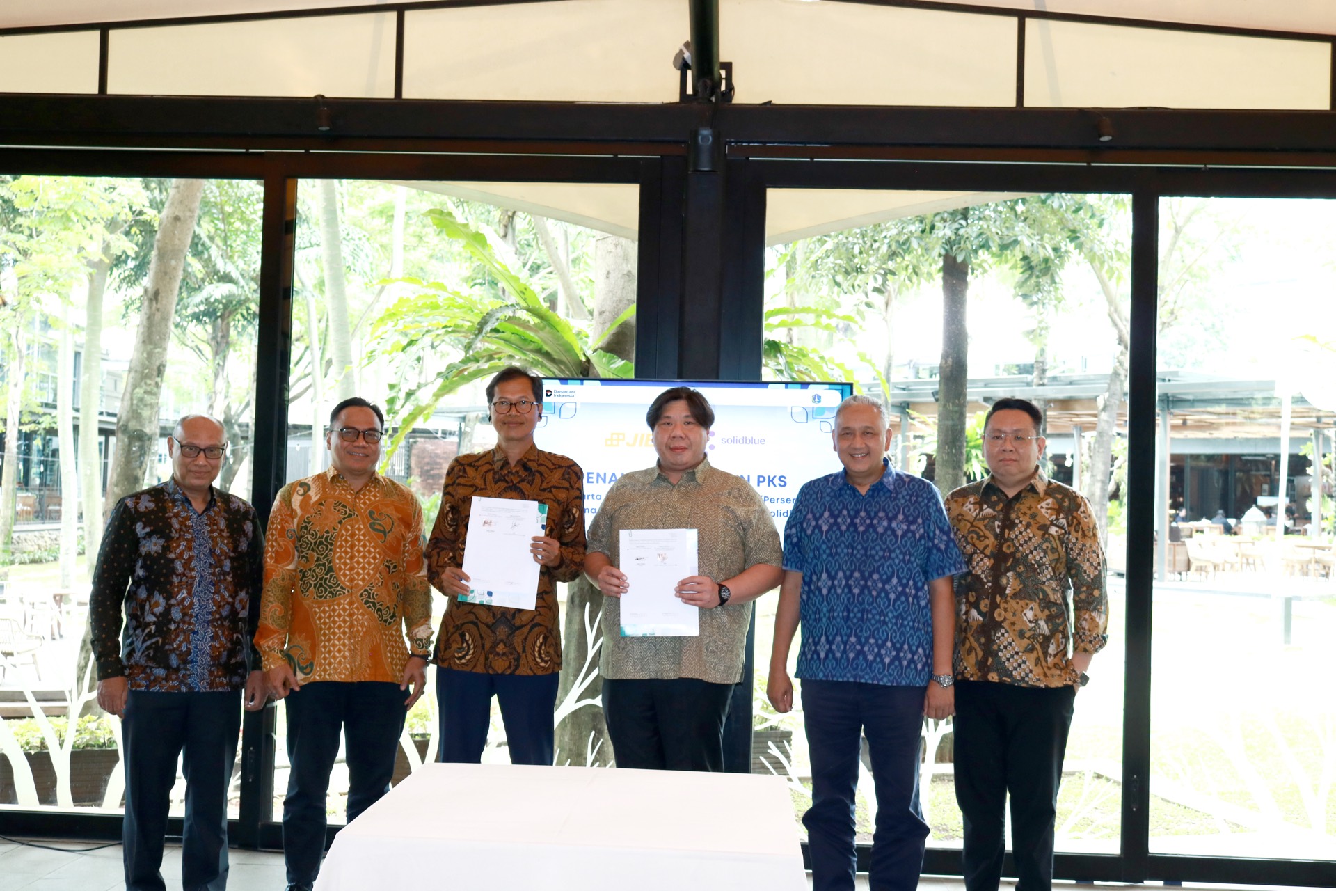 Penandatanganan Perjanjian Kerja Sama Solidblue dan JIEP
